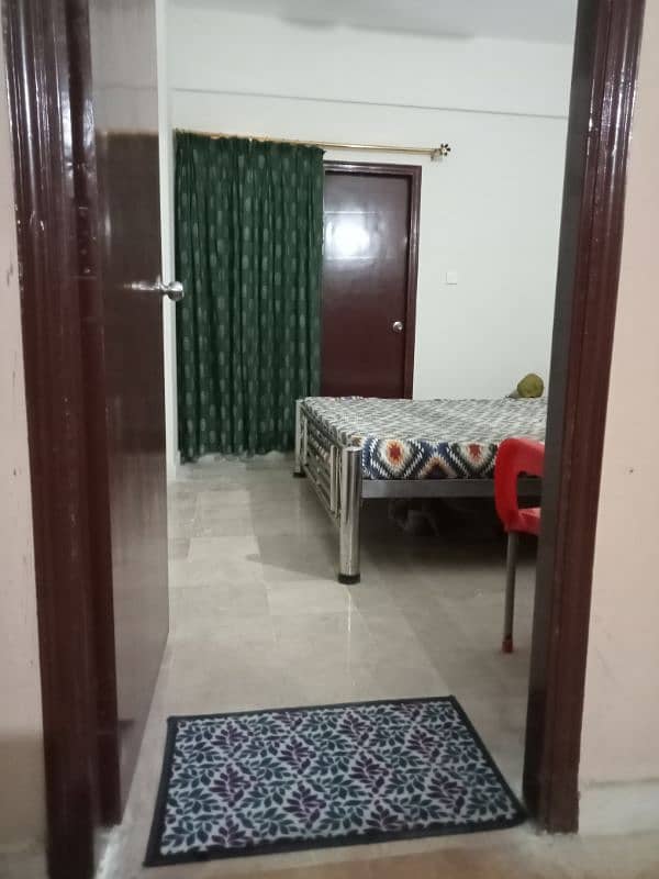 family guest rooms available in reasonable price 3