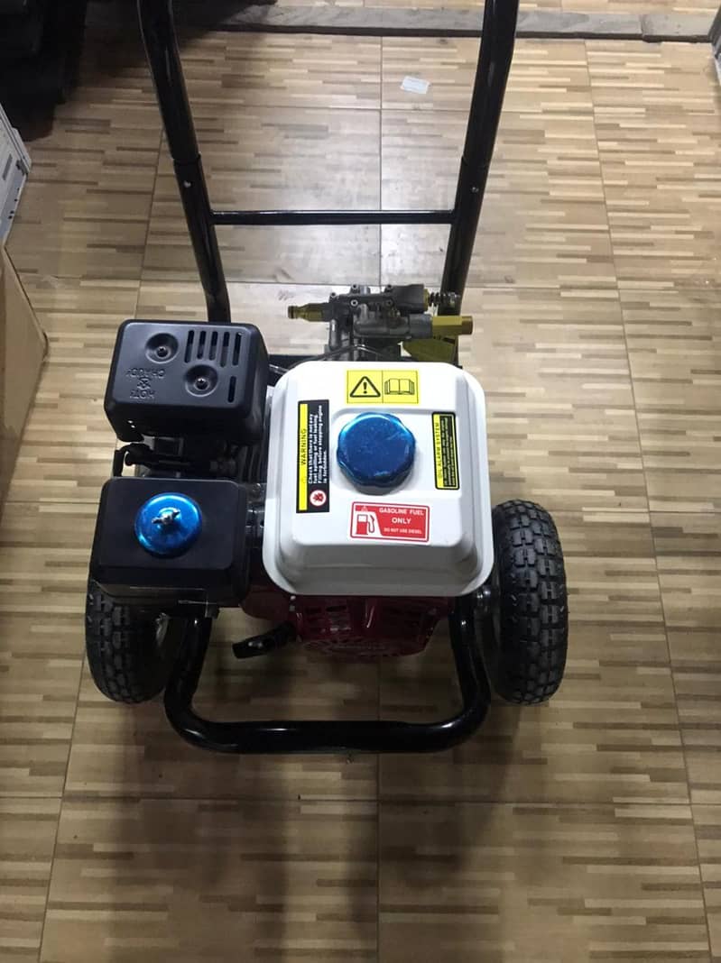 Pressure washer Honda Clarke company 1