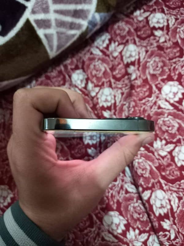 IPhone 12 pro max non pta fresh set 1