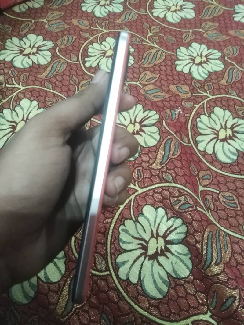 Oppo F17 used Mobile 2