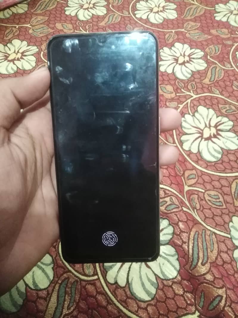 Oppo F17 used Mobile 4