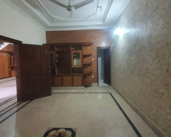 A Spacious 10 Marla Upper Portion In Margalla View Housing Society 1