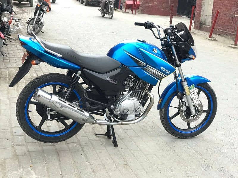 Yamaha ybr125 for sale model 2015 ha number lahore 2