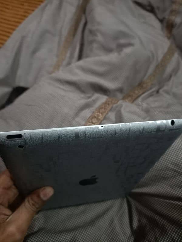 apple ipad 2 16gb 10/10 Condition 1