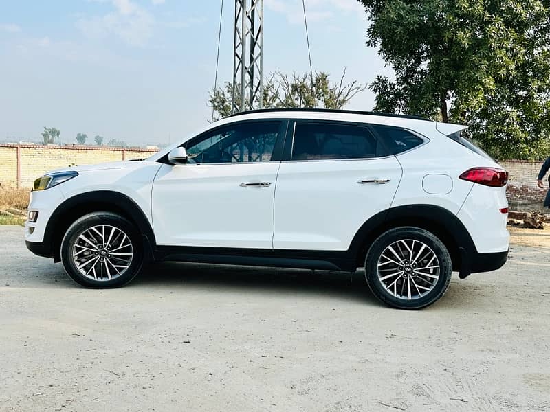 Hyundai Tucson 2022 14