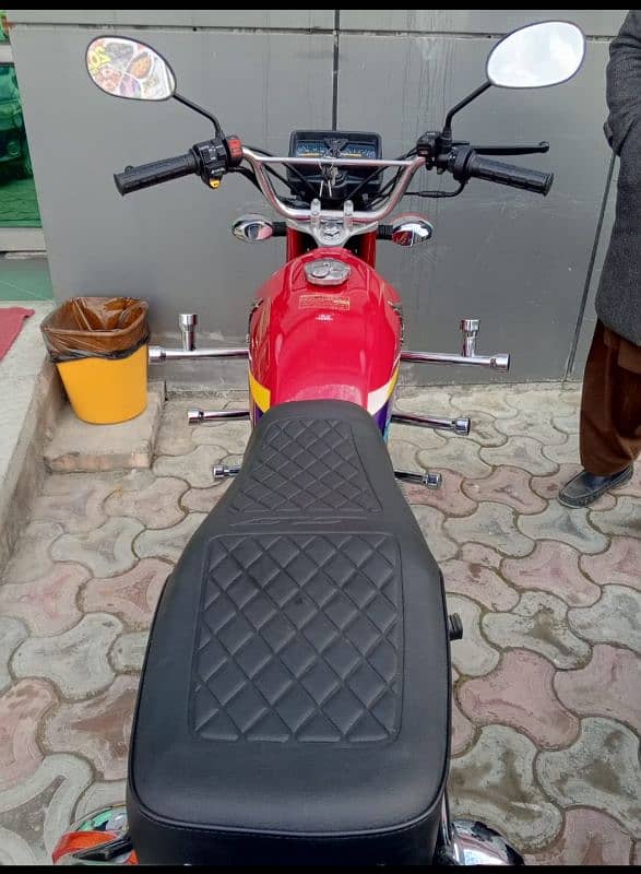 Honda 125cc Bike 3