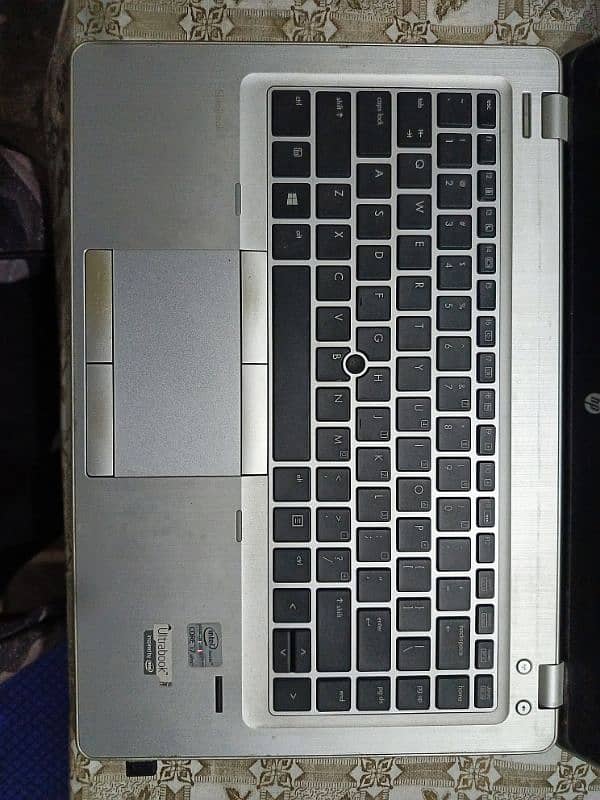 Hp laptop 4gp ram 128gp sst 4