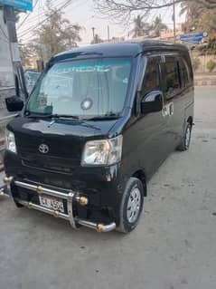 Daihatsu Hijet 2012, Toyota pixis