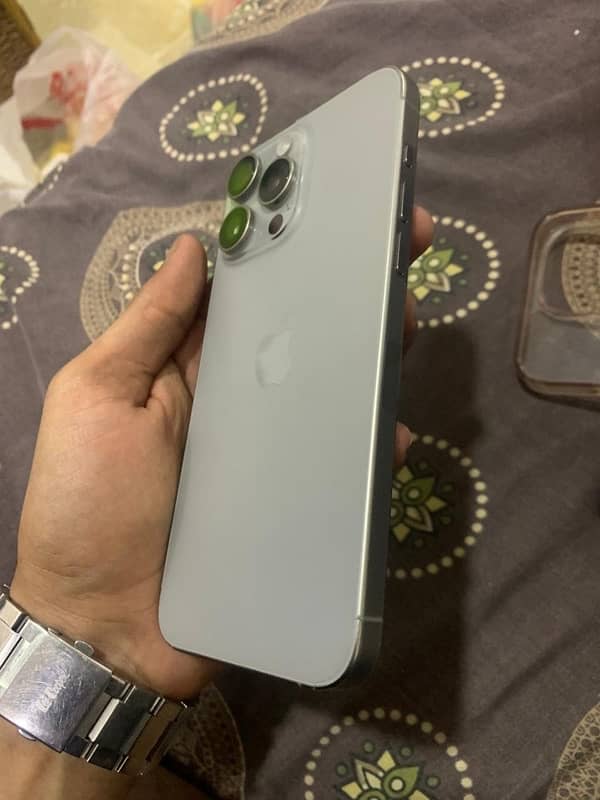 Iphone 15 Pro Max 256gb Jv Non Pta NATURAL TITANIUM With Box & Cable 3