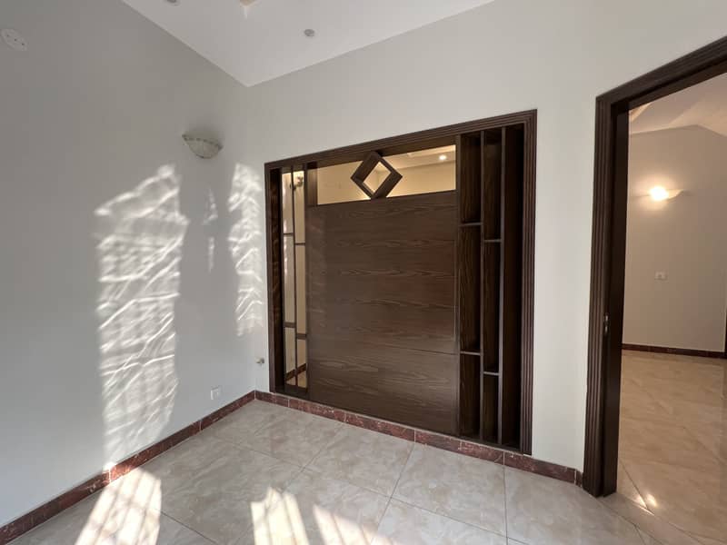 5 Marla Beautiful Brand New House Available For Sale In Canal Garden Near Bahria Town Lahore 21