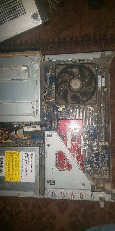 core i2 2ND generation half gb graphics card 320gb hard disk ram 4 gb 4