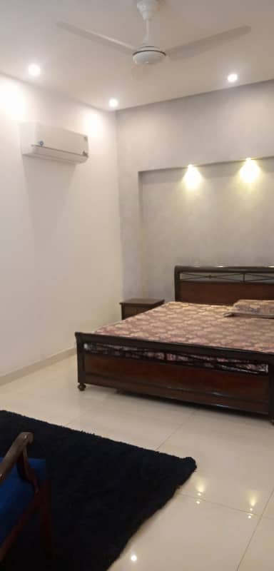 Furnished Flat Room for rent in dha phase 8 ex park view 7