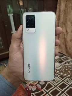 Vivo V21