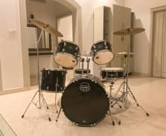 Professional Mapex Drum kit - Black