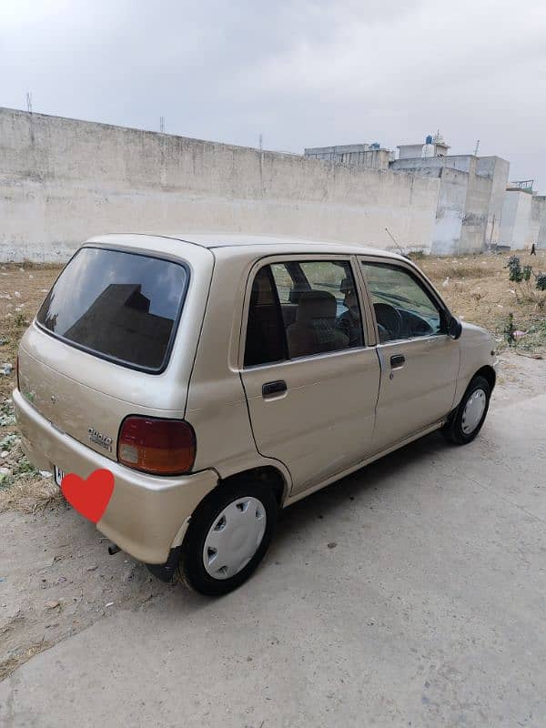 Daihatsu Cuore 2010 7