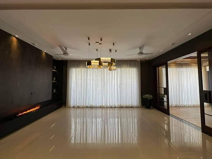 1 Kanal Slightly Used Bungalow Available For Rent in DHA phase 7 23