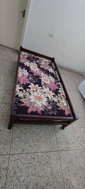 bed size 6 ft length 3ft broad bed 0