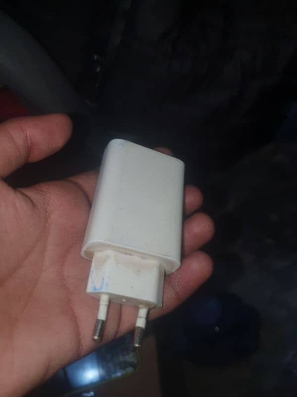 vivo 10 w adapter 1