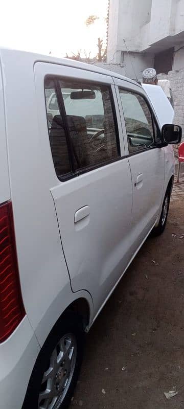 Suzuki Wagon R 2021 18