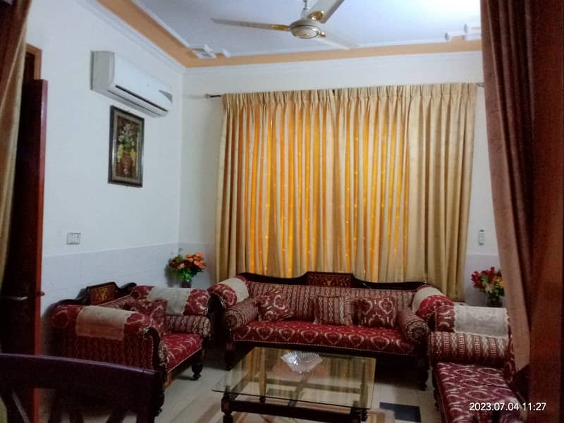 5 MARLA BEAUTIFUL HOUSE FOR SALE IN JOHAR TOWN 1