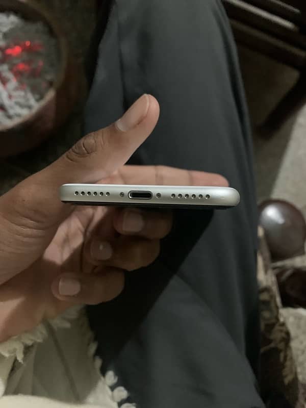 iphone se 2020 pta approved 4