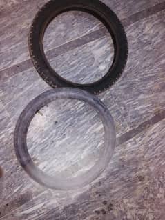 Honda 125 tyre with brand new taupe