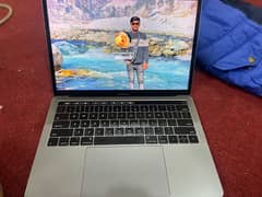 macbook pro 2017 13 inch touch bar