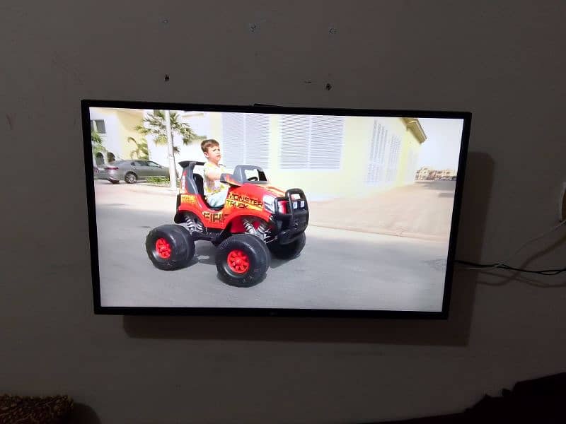 Lg 32uk550 4k monitor 0