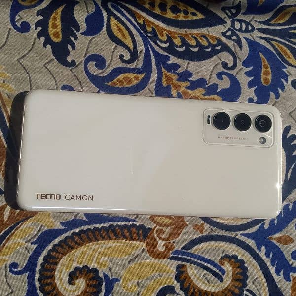 Tecno camon 18T with complete accessories 8