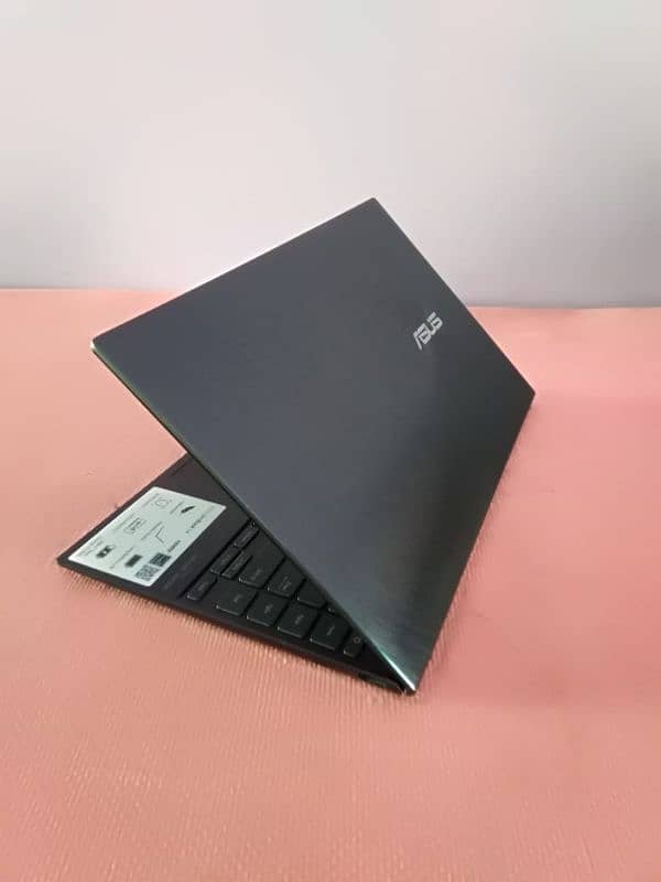 Asus Zenbook 14 10th Generation 0