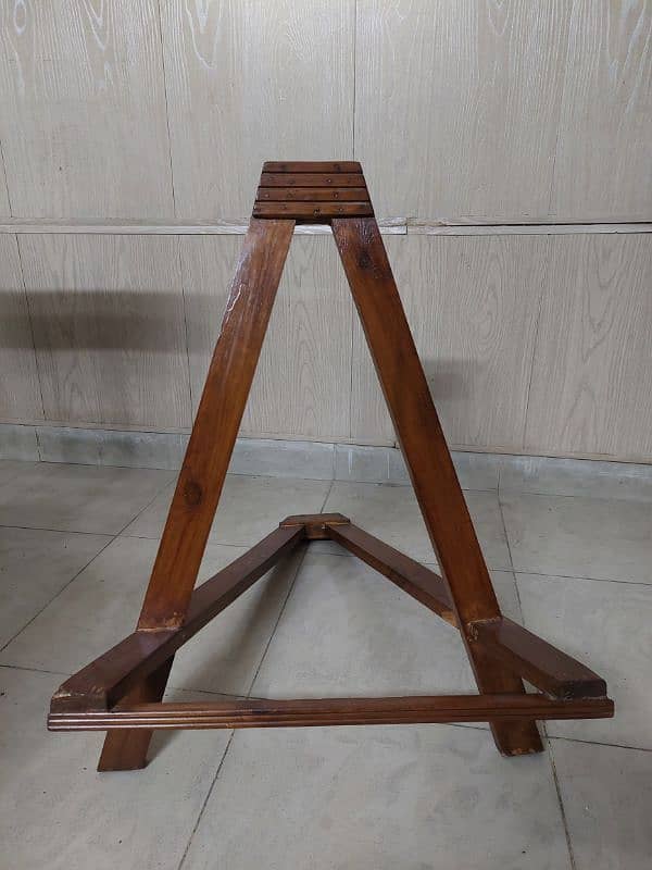 Wooden Guitar Stand 1