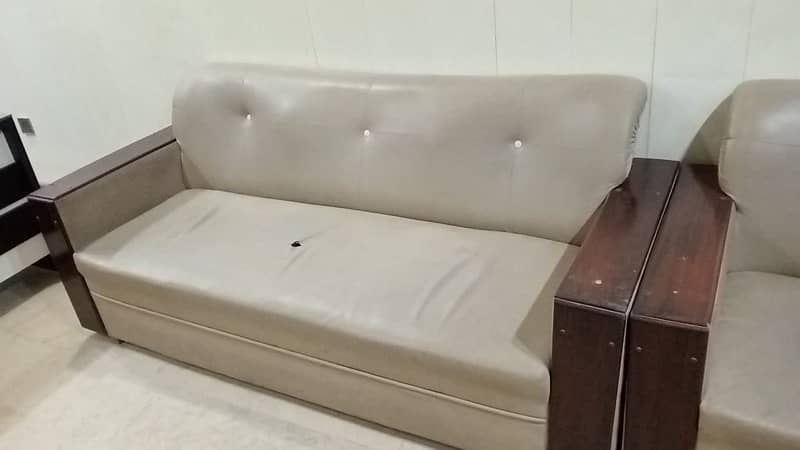 7 seaters Sofa for sale 4