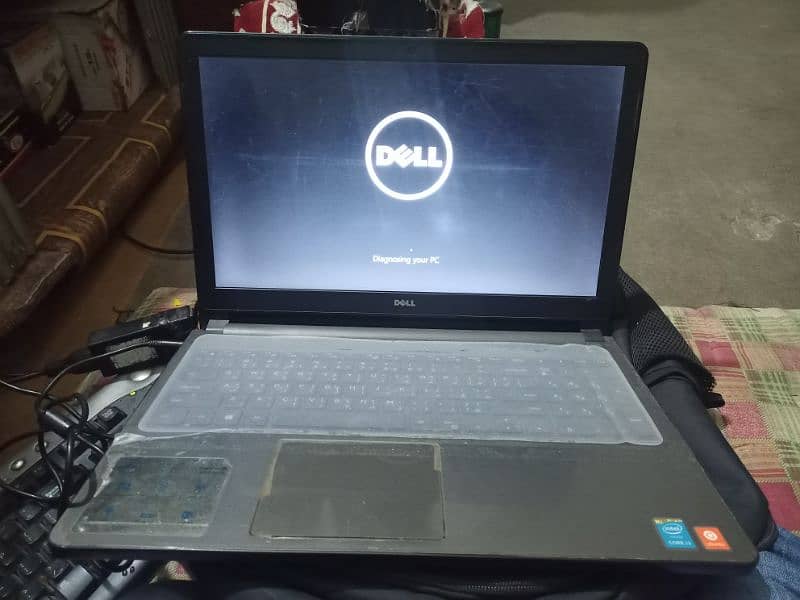 Core i3 laptop 0