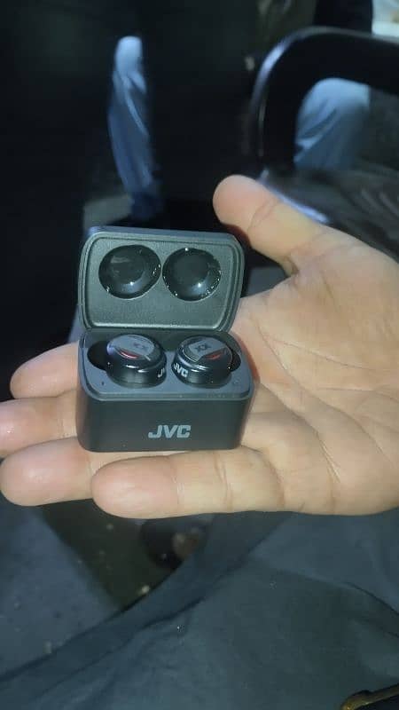 JVC Wireless Earphones XX Series Bluetooth Active Noise Cancelling 2