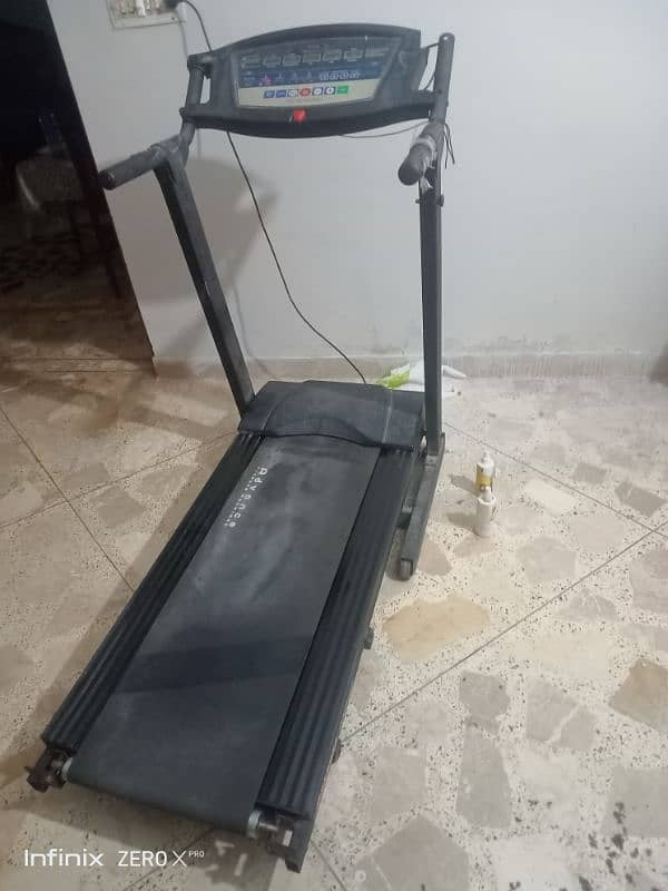 iam selling treadmill machine 6