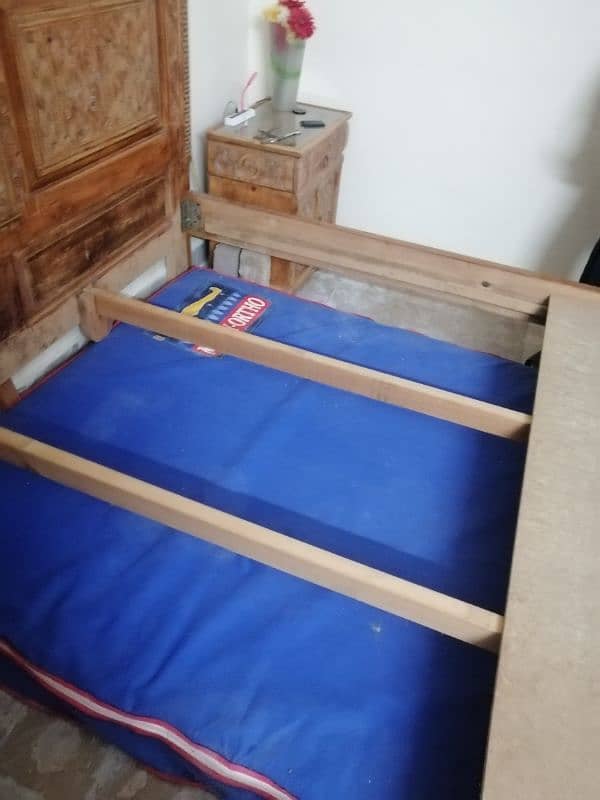 Bed for Sale in a very good condition. 1