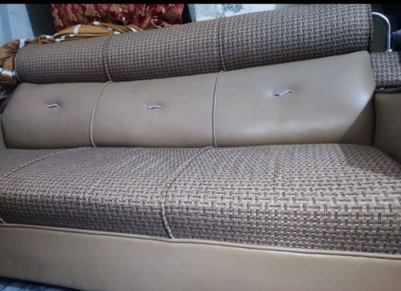 bed5 setar new sofa and large saize table 2