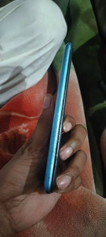 Tecno spark 6 go (4gb) ram( 64 gb) memory 5