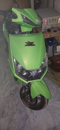 Ms Jaguar Enzo electric Scooty for sale