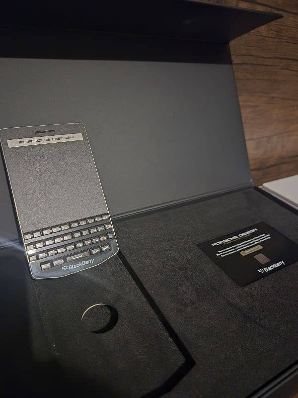 Porsche Design P9983 Blackberry 1