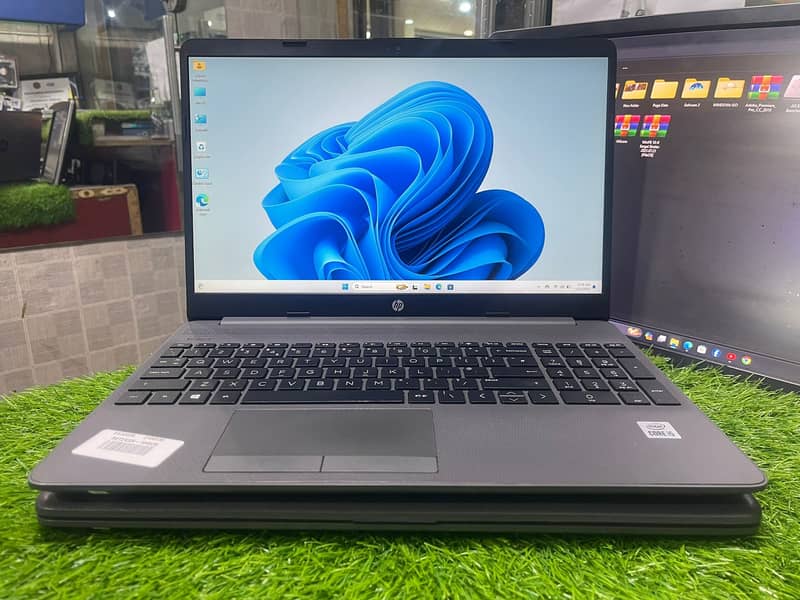 HP 250 G8 Notebook  (0322-8832611) 1