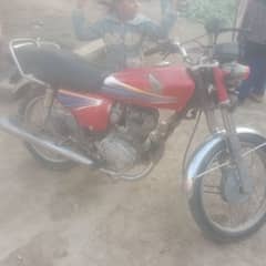 Honda 125  2016 modl argent sale