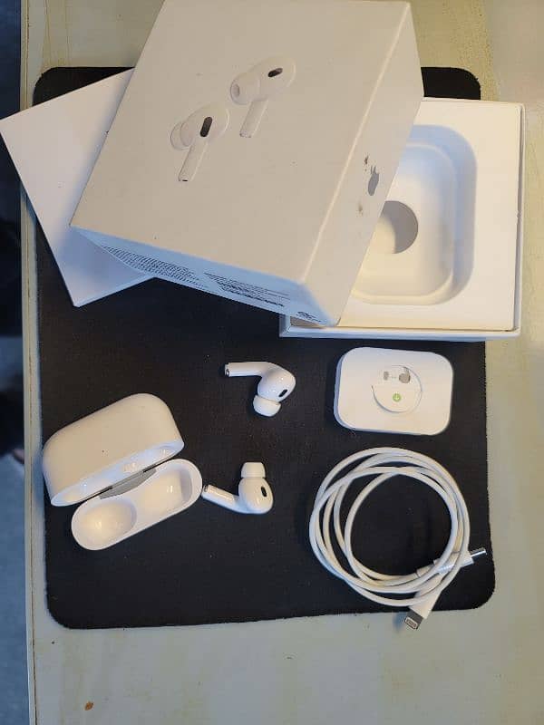 Apple Airpods Pro 2nd generation only box opened 1