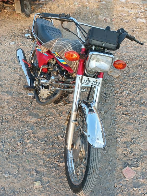 Honda 125 Model 18 Lahore Number 1