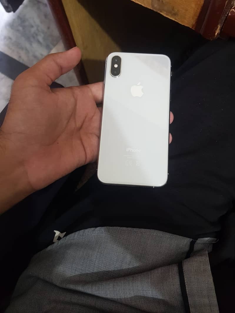 Apple iPhone XS 0