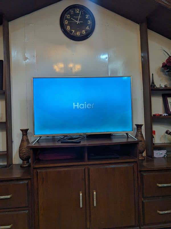 Haier Led 43 inches 1