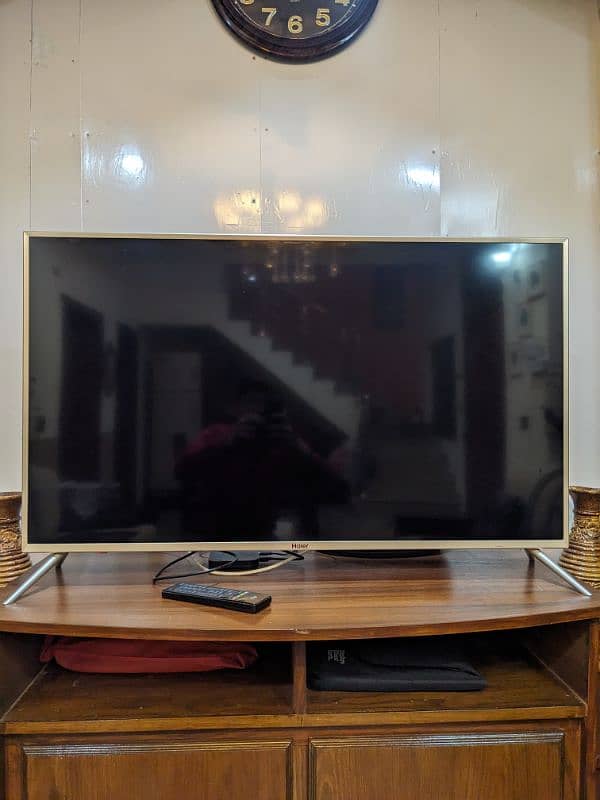 Haier Led 43 inches 3