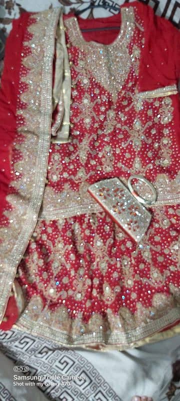 bridal lehnga 0