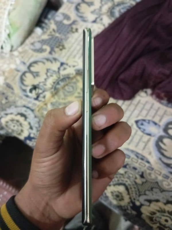 infinix note 40 pro lush condition 9