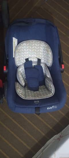 baby carrier brand evenflo